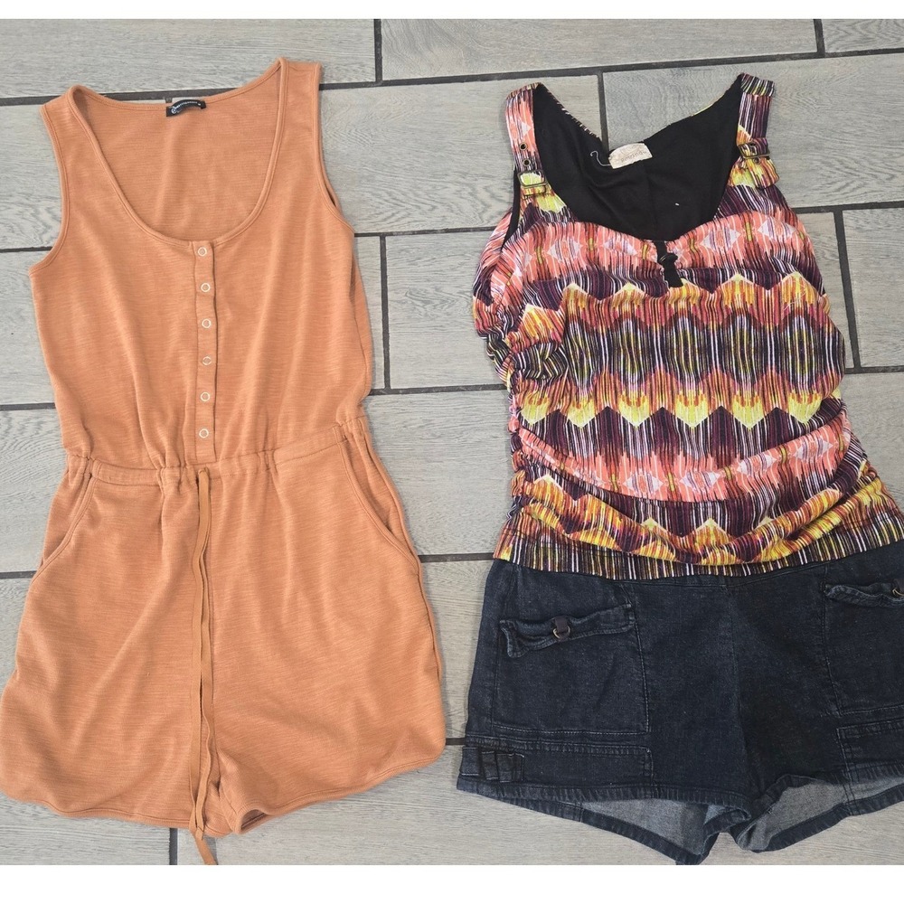 Lot of 2 Rompers PrettyGarden Ginger Henley & Rewind Geometric Denim Print S M